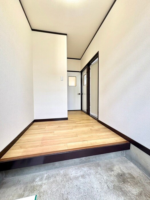 物件内観写真19　(廊下)