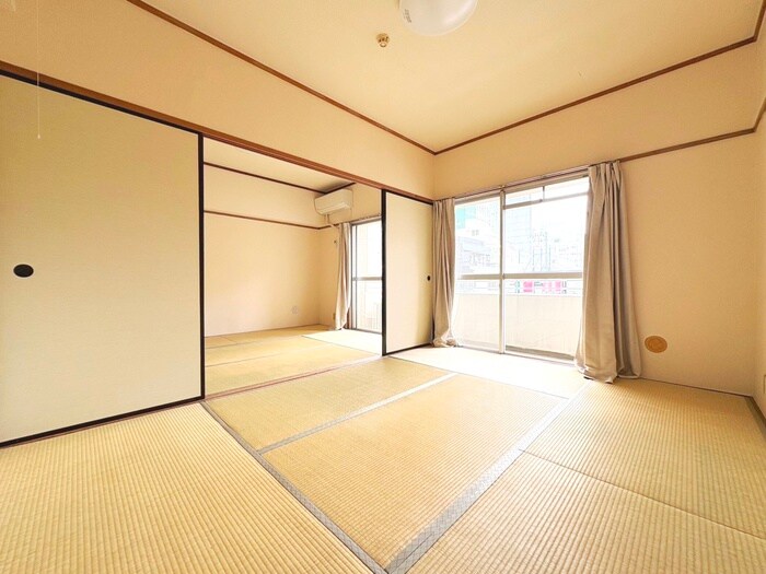 物件内観写真10　(居室)