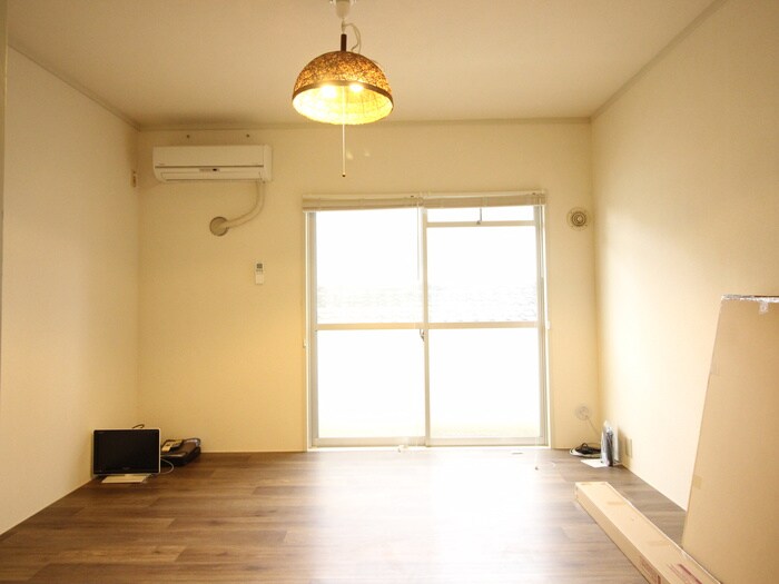 物件内観写真7　(居室)