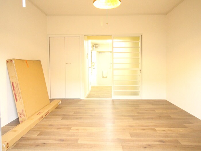 物件内観写真8　(居室)