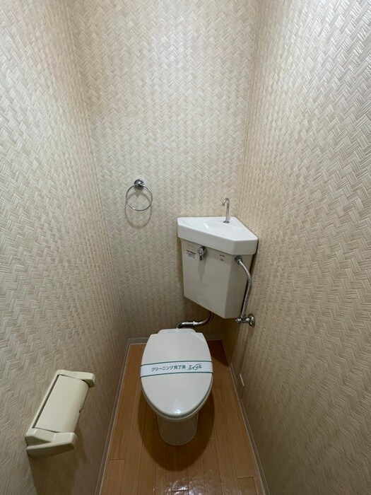 物件内観写真11　(トイレ)