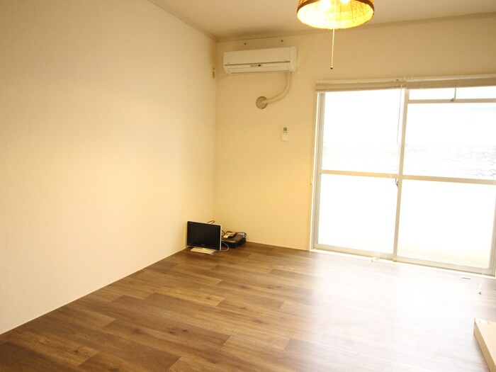 物件内観写真18　(居室)