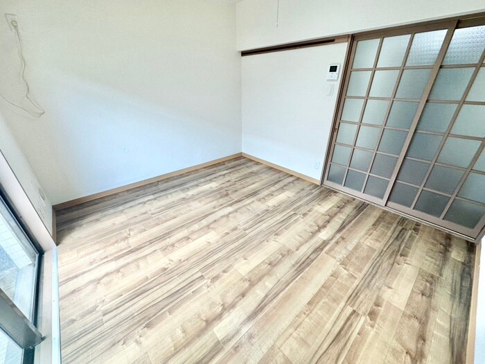 物件内観写真10　(居室)