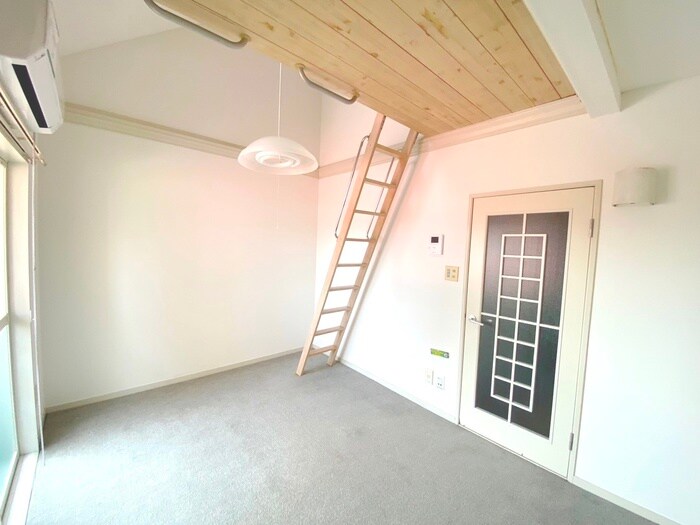 物件内観写真10　(居室)