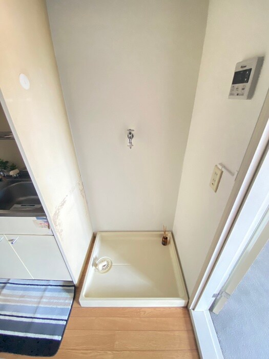 物件内観写真20　(洗濯機置場)