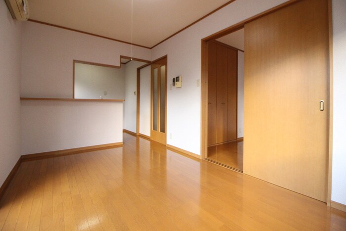 物件内観写真10　(居室)