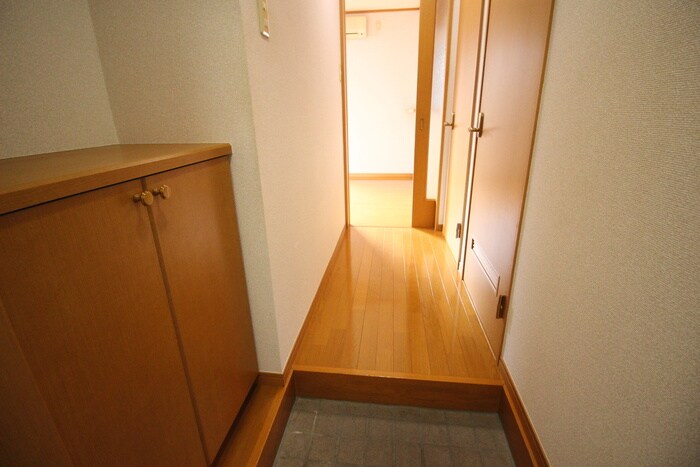 物件内観写真21　(玄関)