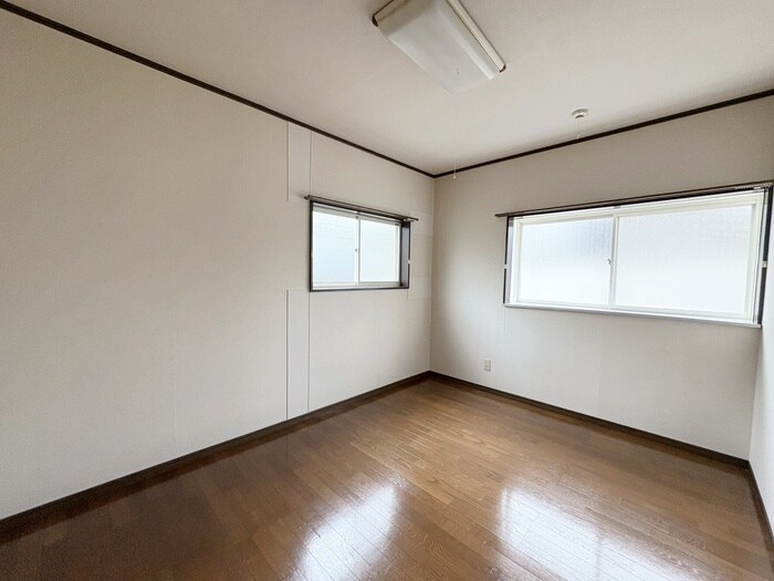 物件内観写真8　(居室)