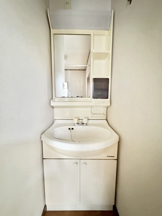 物件内観写真12　(洗面)