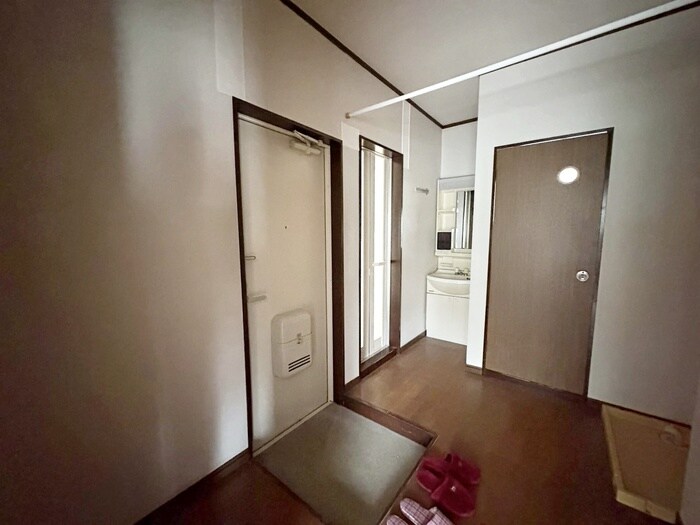 物件内観写真18　(廊下)