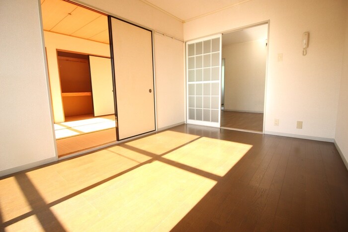 物件内観写真7　(居室)