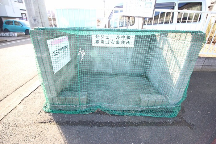 物件外観写真4　(建物設備)