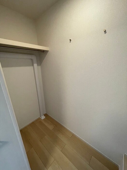 物件内観写真13　(収納)