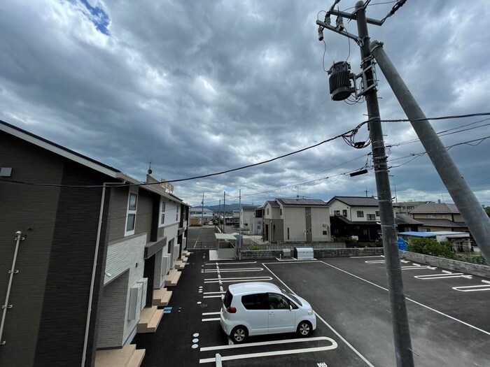 物件内観写真17　(室内からの展望)