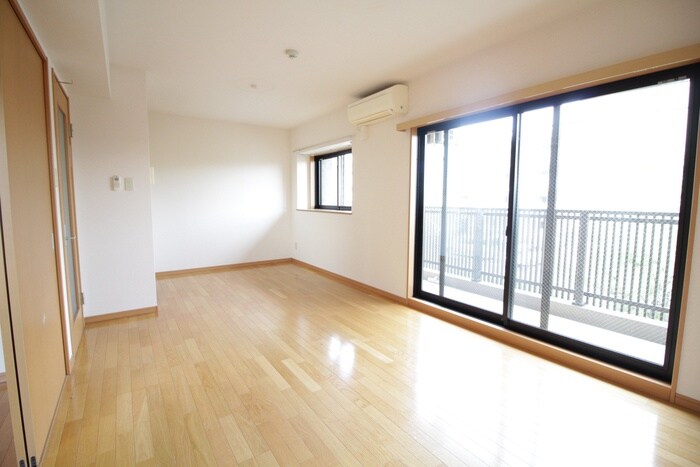 物件内観写真18　(廊下)