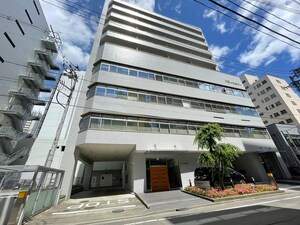 ロータス仙台中央外観写真