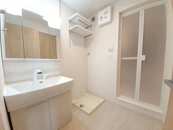 物件内観写真12　(洗面)