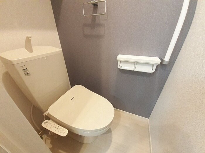 物件内観写真13　(トイレ)