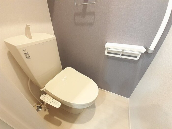 物件内観写真13　(トイレ)