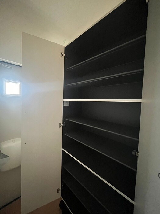 物件内観写真15　(靴箱)