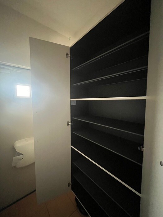 物件内観写真15　(靴箱)