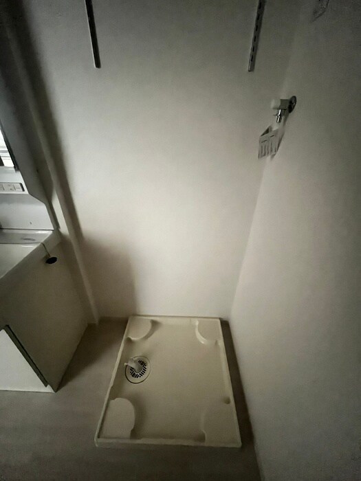 物件内観写真17　(洗濯機置場)