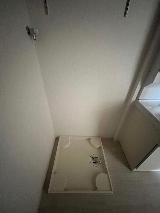 物件内観写真17　(洗濯機置場)