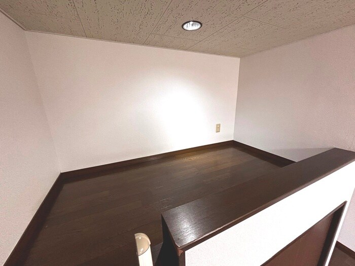 物件内観写真9　(ロフト)