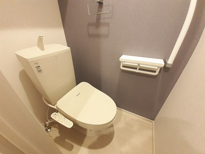 物件内観写真14　(トイレ)