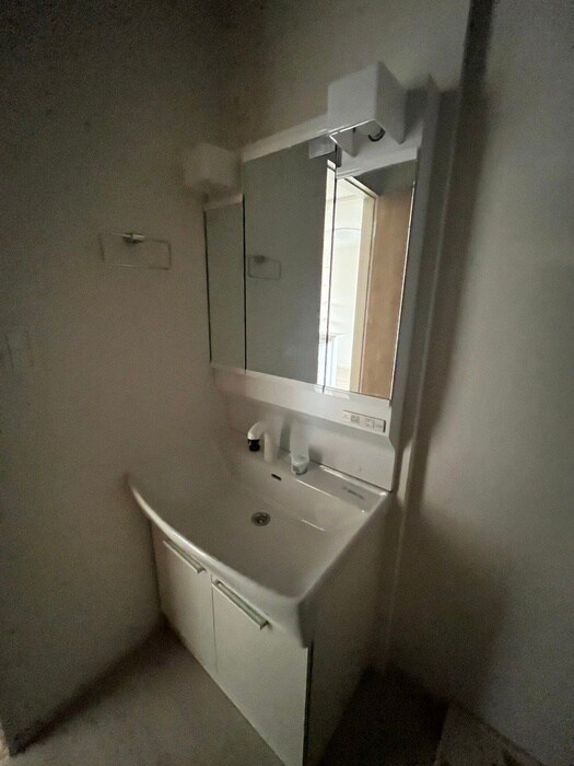 物件内観写真16　(洗面)