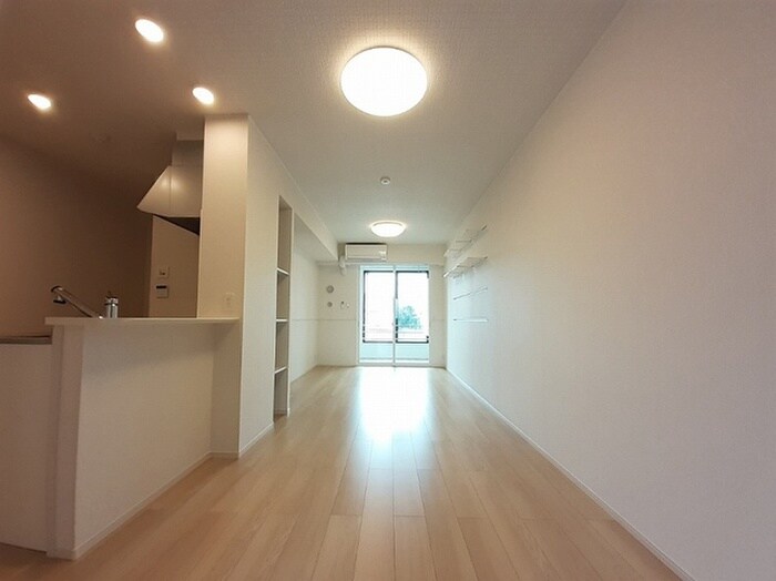 物件内観写真4　(居室)