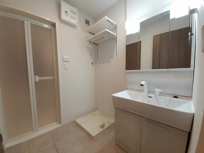 物件内観写真9　(洗面)