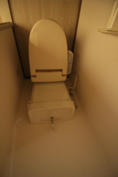 物件内観写真16　(トイレ)