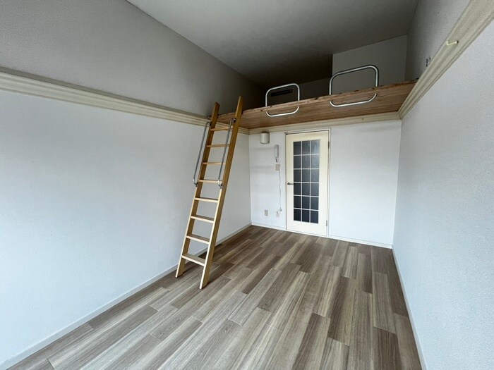 物件内観写真7　(居室)