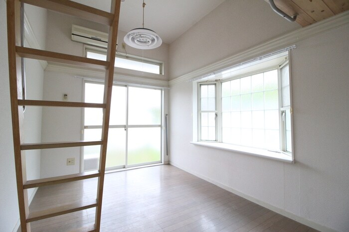 物件内観写真7　(居室)