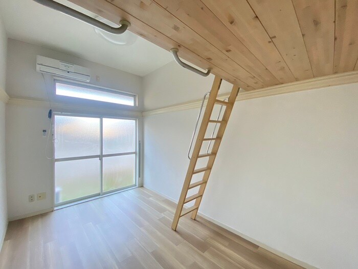 物件内観写真8　(居室)