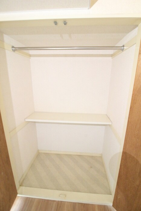 物件内観写真9　(収納)