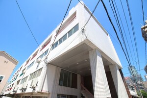 第二ショ－ケ－ビル外観写真