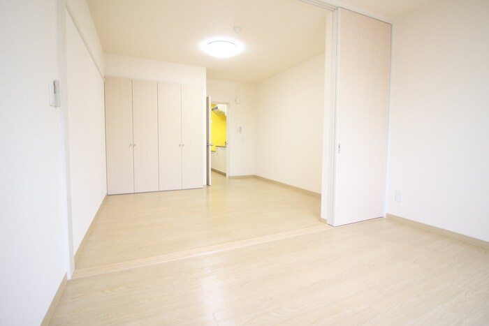 物件内観写真7　(居室)