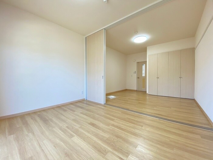 物件内観写真7　(居室)