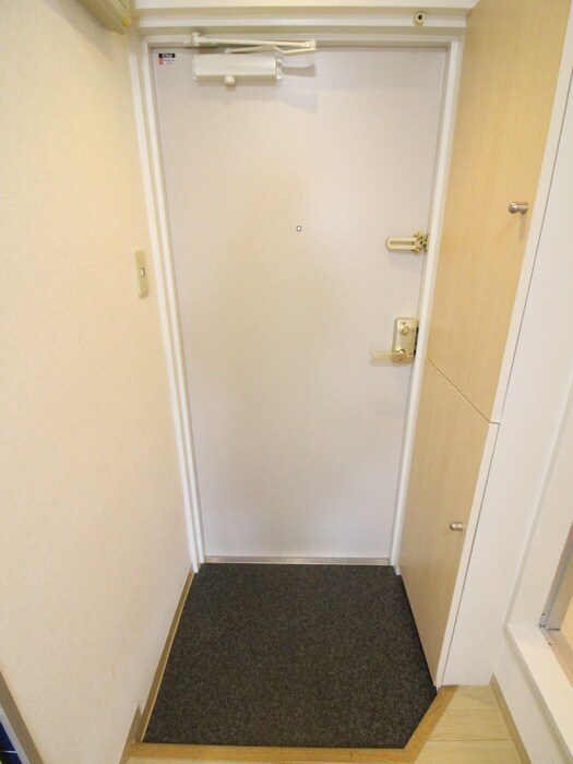 物件内観写真19　(玄関)