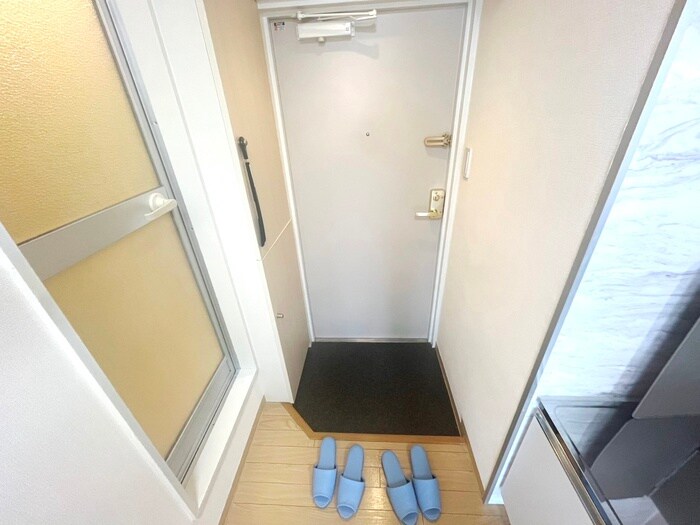 物件内観写真22　(玄関)