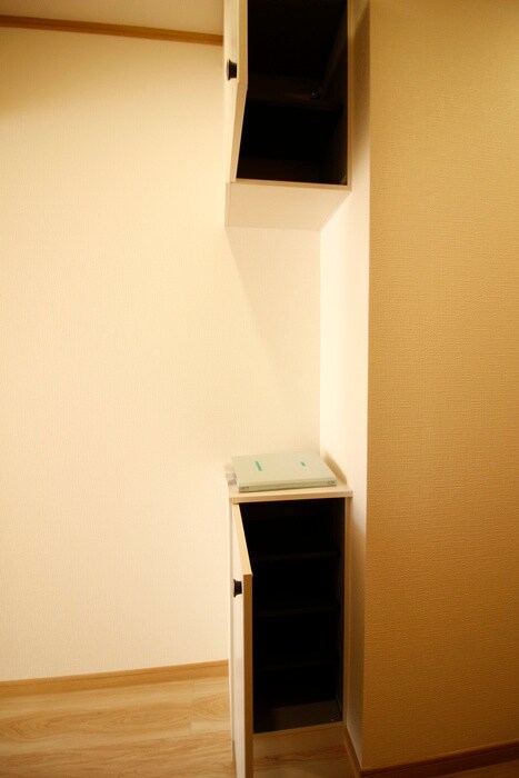 物件内観写真14　(靴箱)