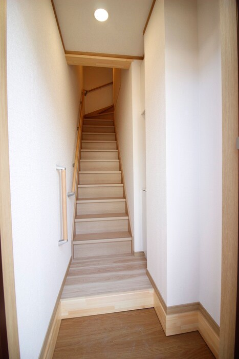 物件内観写真15　(廊下)