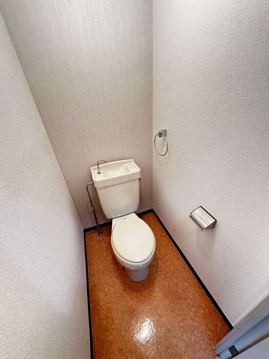 物件内観写真12　(トイレ)