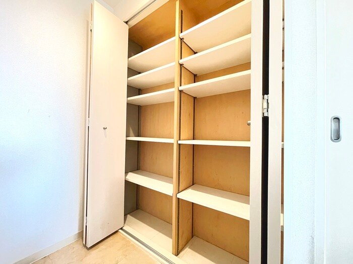 物件内観写真19　(靴箱)