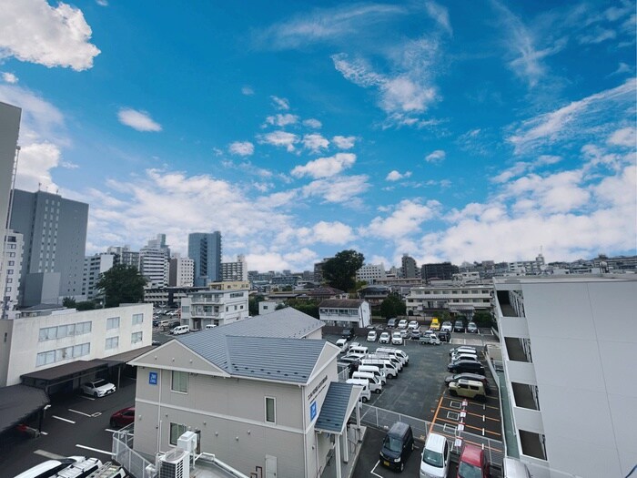 物件内観写真22　(室内からの展望)