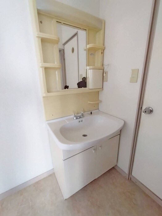 物件内観写真9　(洗面)