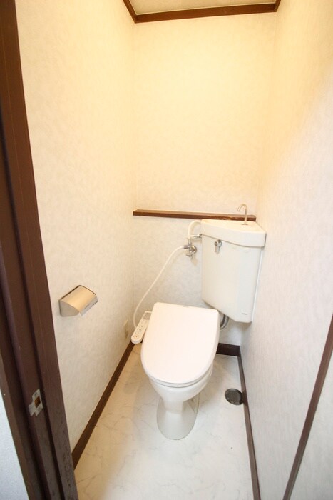 物件内観写真14　(トイレ)