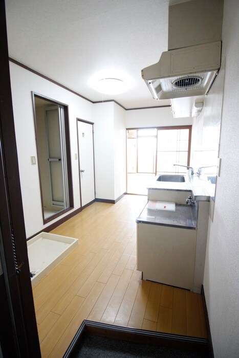 物件内観写真17　(廊下)